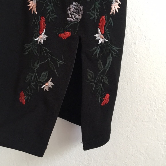 Forever 21 Black Dress with Floral Embroidery - Picture 5 of 6